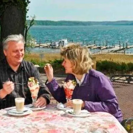 Szálloda Seehotel Plau Am